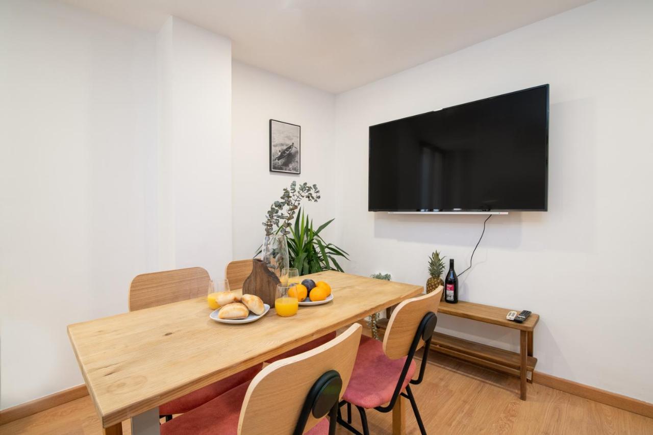 Barcelona Apartments In Born Exterior photo